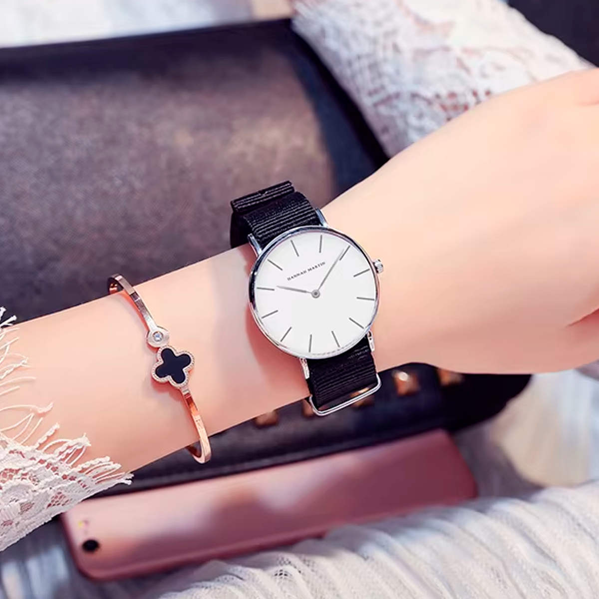 Reloj Mujer Blanco y Plata Belfast 36mm