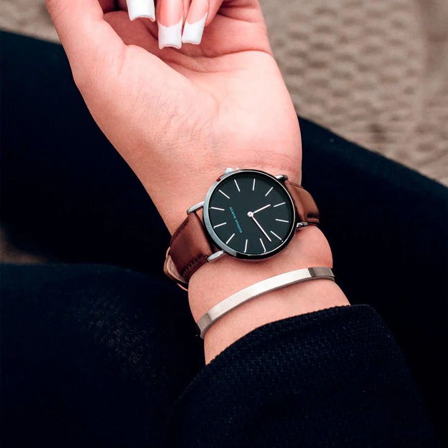 Reloj Femenino Negro y Plata Chester 36mm
